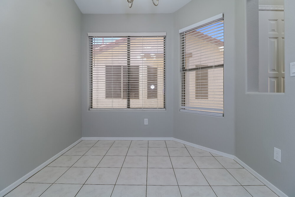 Building Photo - 12834 W Windsor Ave