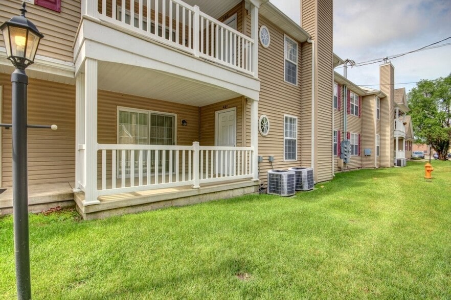 Interior Photo - Fairlawn Village