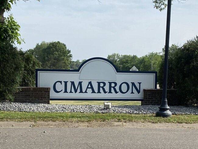 Building Photo - 47 Cimarron