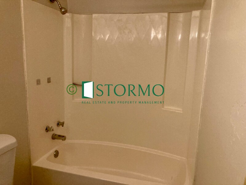 Building Photo - 525 14th St S