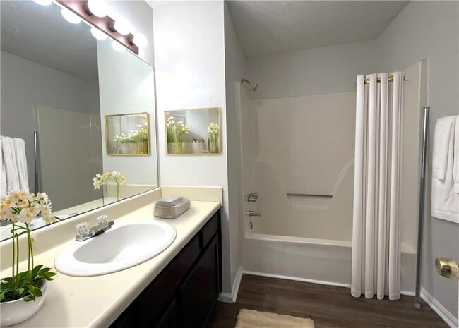 Building Photo - 105 Woodberry Ct
