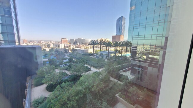 Building Photo - 877 Francisco St