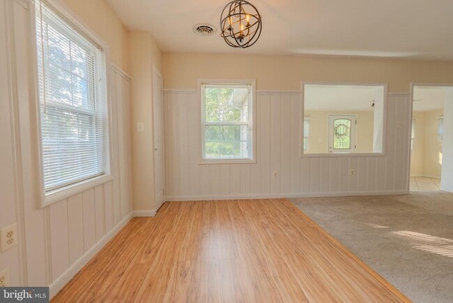 Building Photo - 1412 Peace Dr