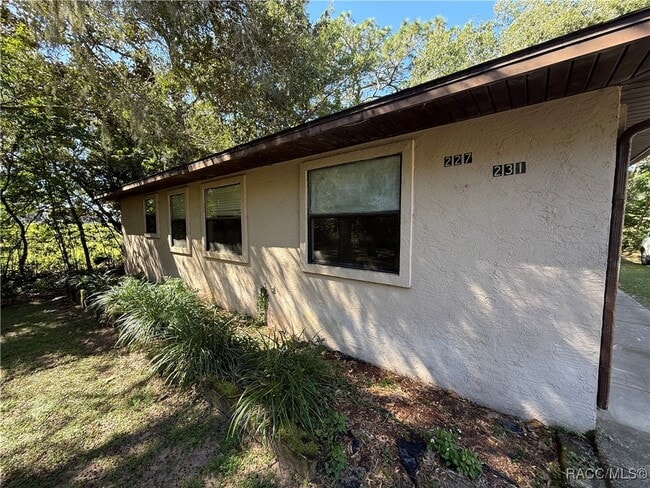 Primary Photo - 227 Davidson Ave