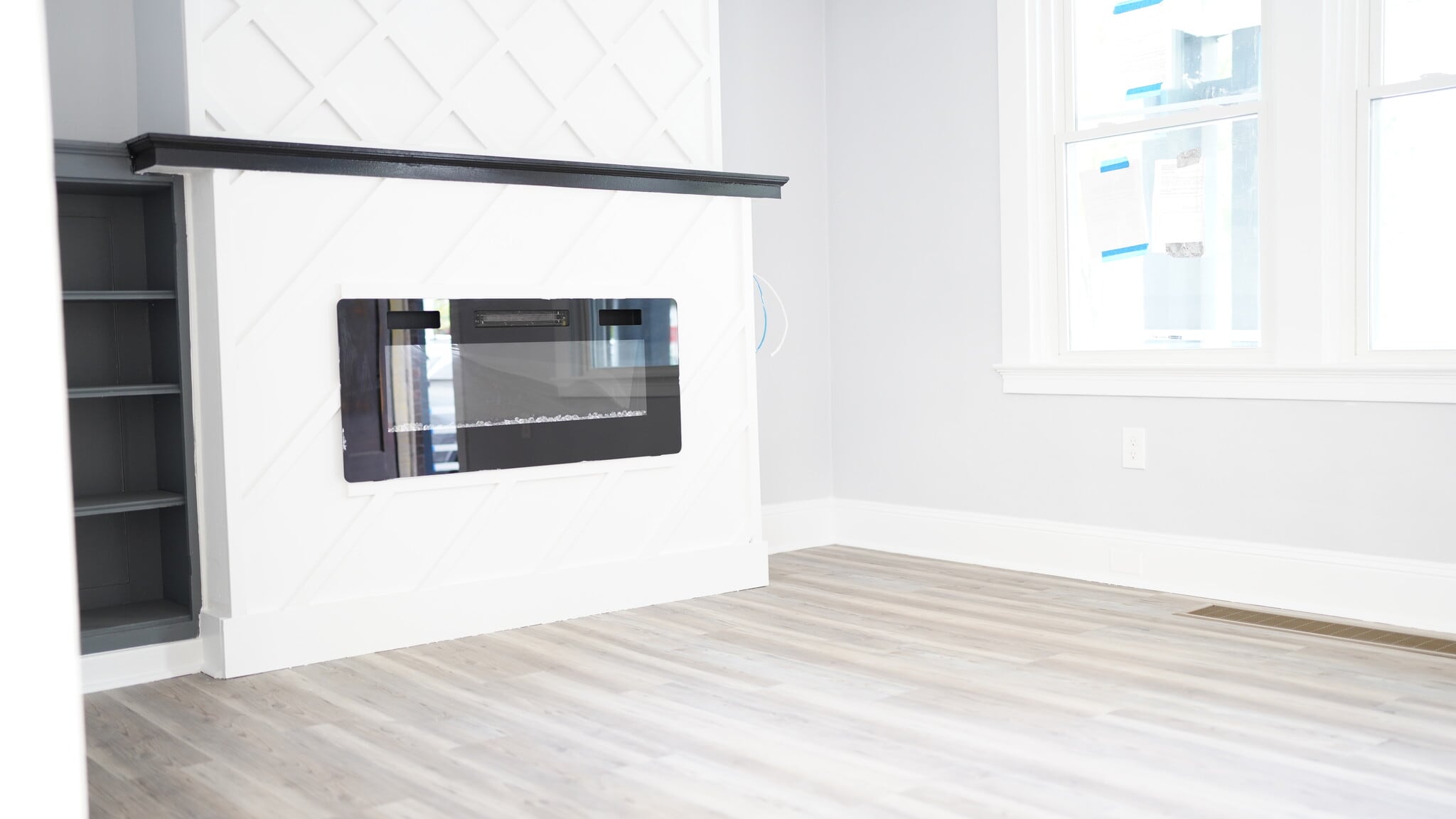 Building Photo - 3370 Parkview Ave