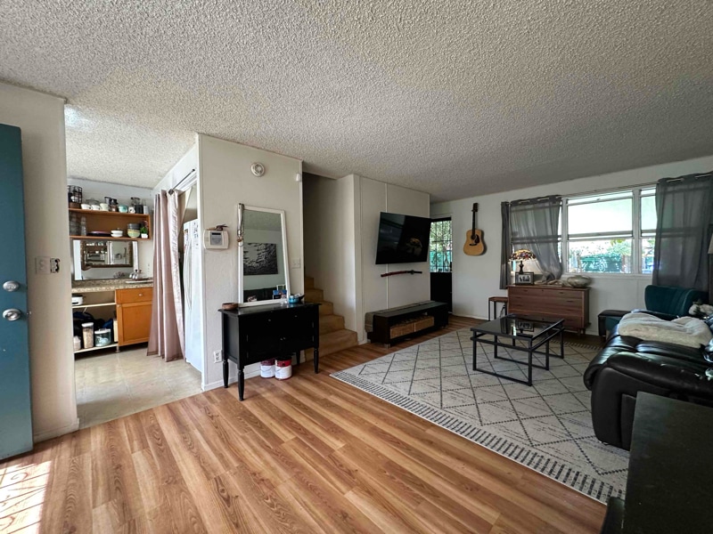 Building Photo - 85-136-136 Ala Walua St