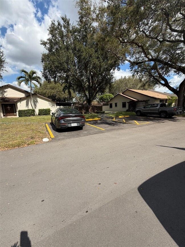 Building Photo - 9850 NW 15th Ct