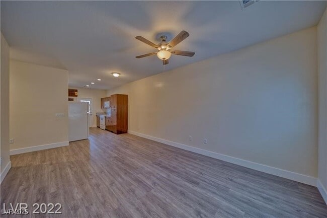 Building Photo - 1040 S Nail Crk Ct