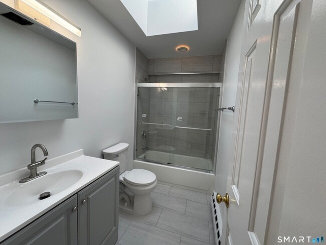 Building Photo - 57 Dean St