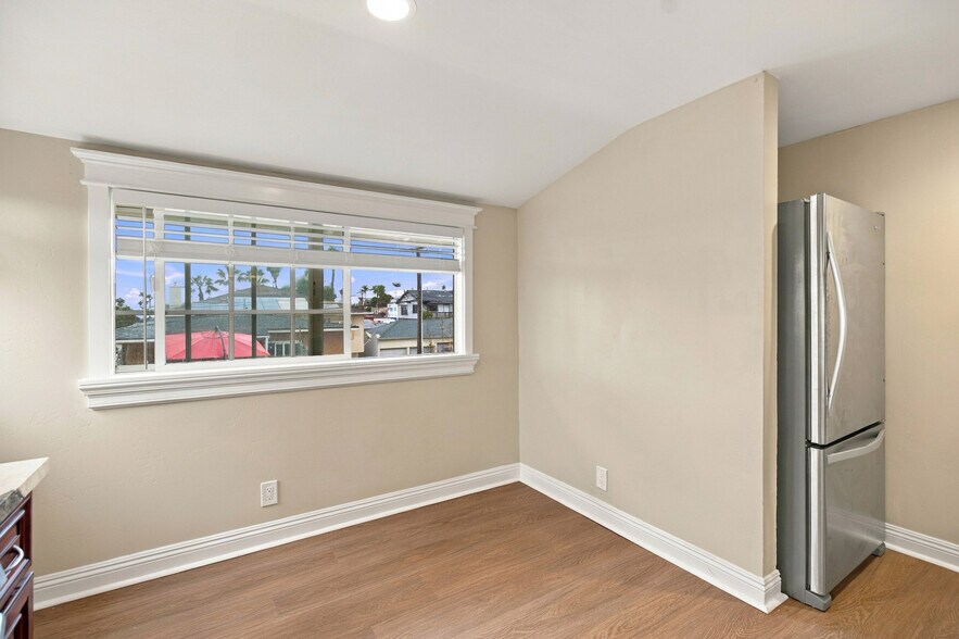 Building Photo - 4720 Del Monte Ave