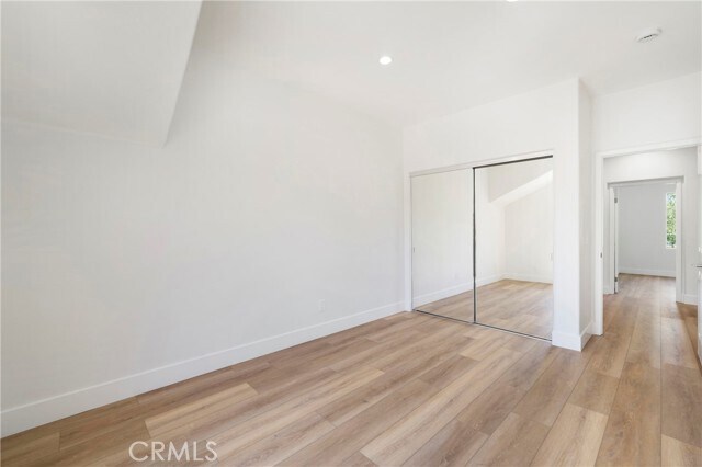 Building Photo - 175 Kingswood