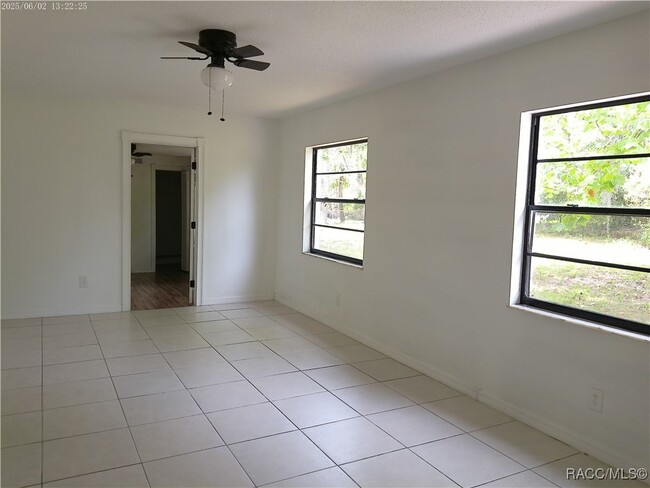 Building Photo - 5526 S Bristol Terrace