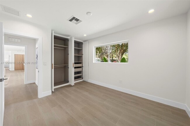 Building Photo - 7460 SW 126th St