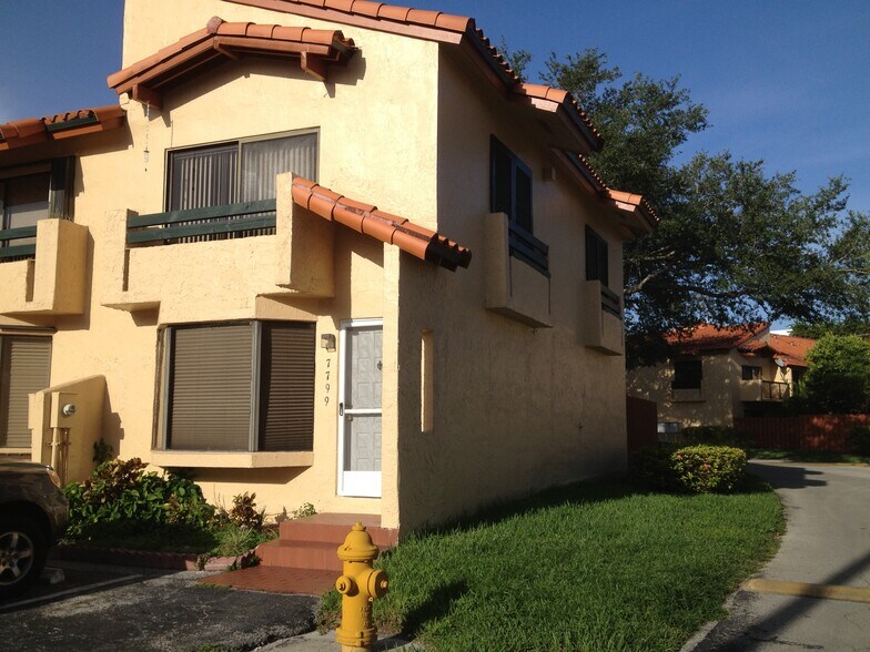Building Photo - 7799 SW 102nd Ln