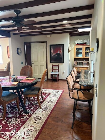 Building Photo - 1172 W Mountain View