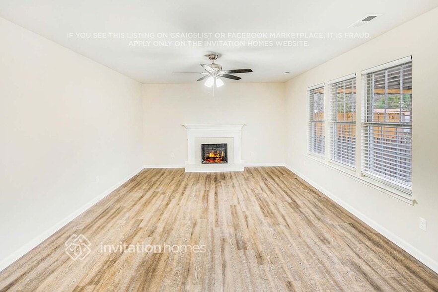 Building Photo - 7029 Honey Tree Ln