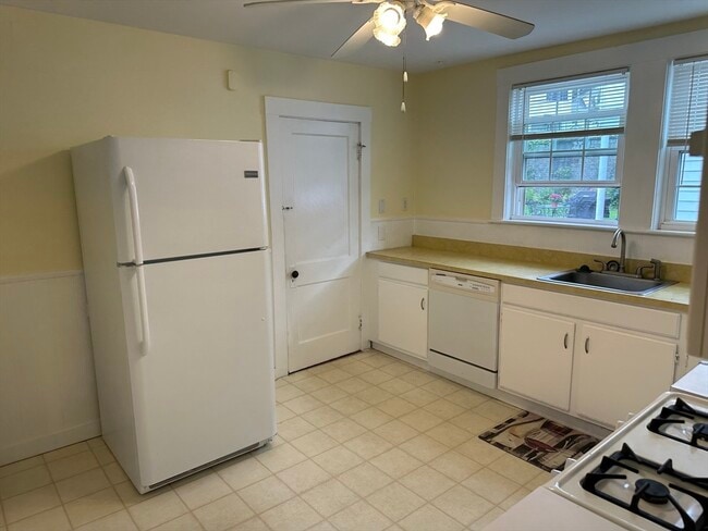 Building Photo - 21 Wiley Rd