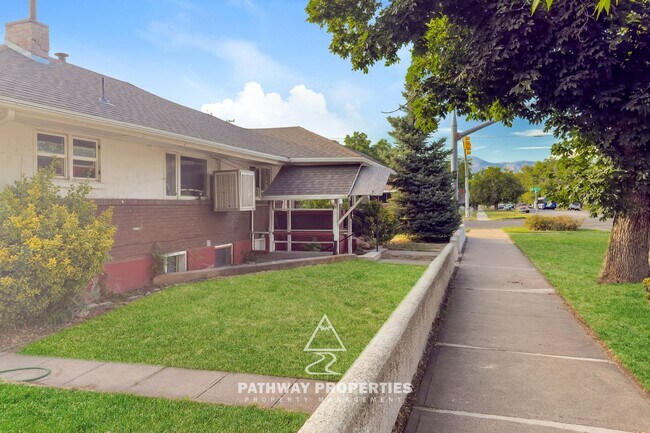 Primary Photo - 785 28th St