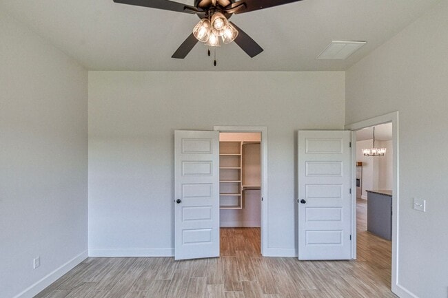 Building Photo - 3812 SE 80th St