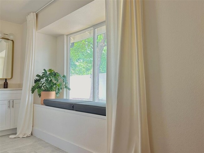 Building Photo - 4504 W Village Ct