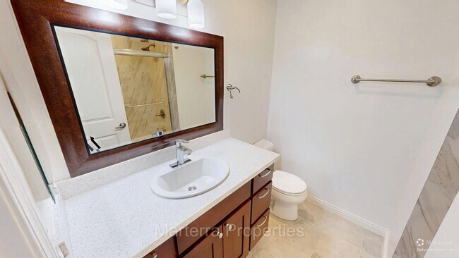 Building Photo - 17755 La Rosa Ln