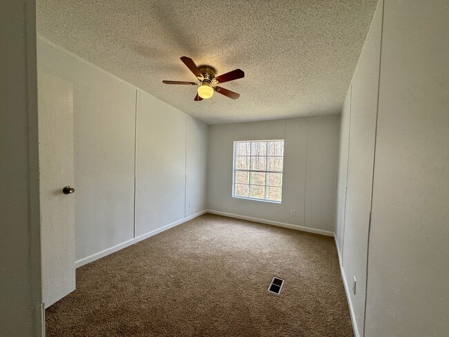 Building Photo - 4299 Wagon Trail