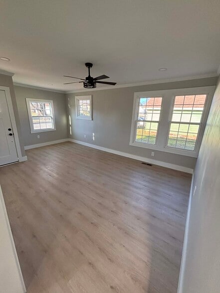 living room - 172 E Bell St