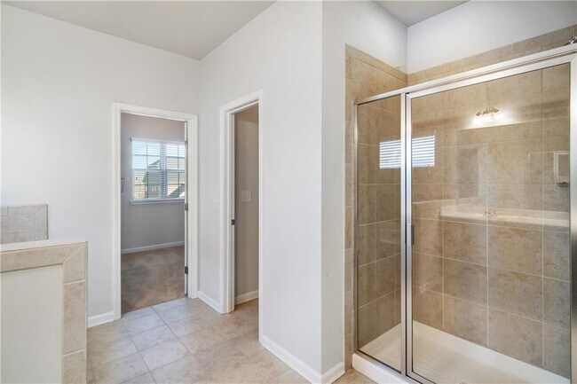 Building Photo - 5310 Whisper Point Blvd