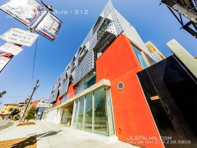 Building Photo - 1313 Sunset Blvd
