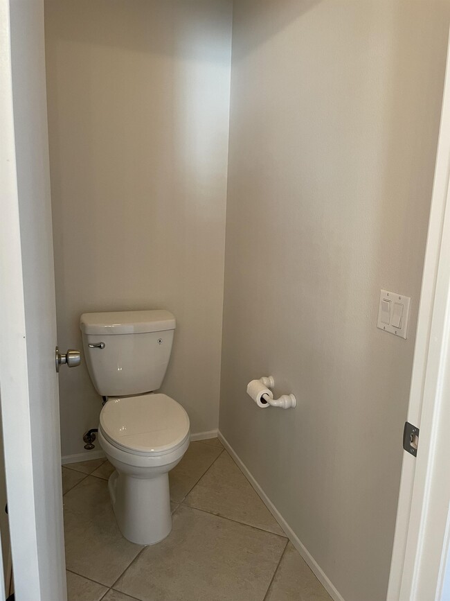 Building Photo - 1167 Innisfree Ct