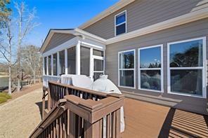 Building Photo - 496 Spring View Dr