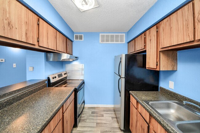 Building Photo - 1516 Bay Area Blvd