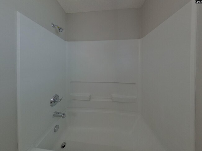 Building Photo - 108 Chethan Cir