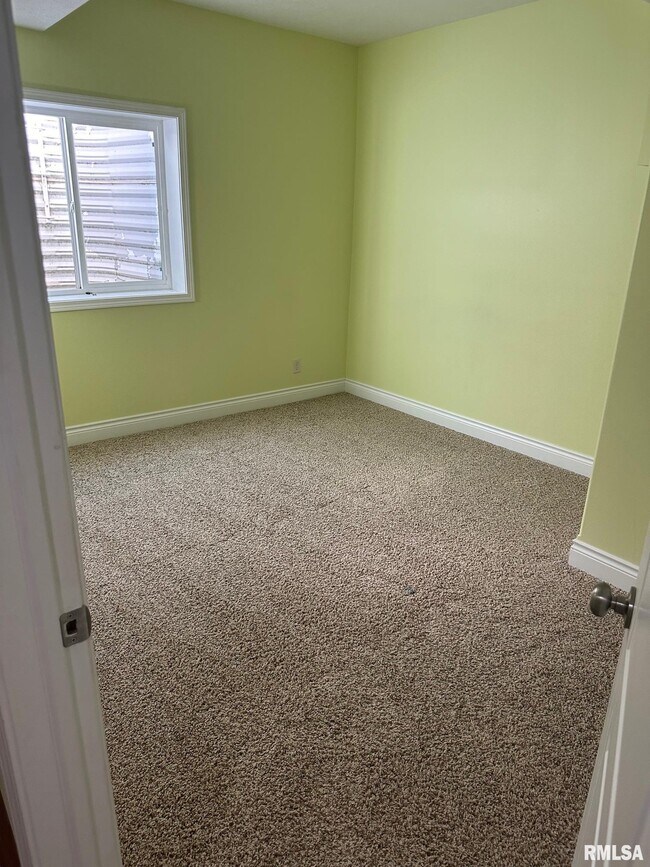 Building Photo - 11212 N Granite St