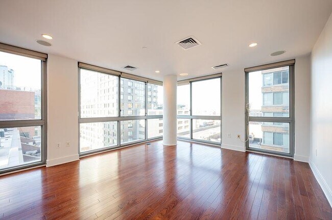 Building Photo - 201 Marin Blvd