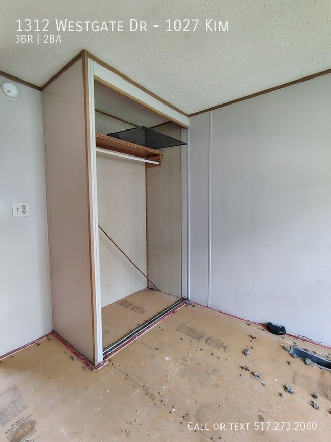Building Photo - 1312 Westgate Dr