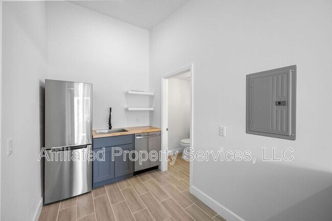 Primary Photo - 4011 36th Ct