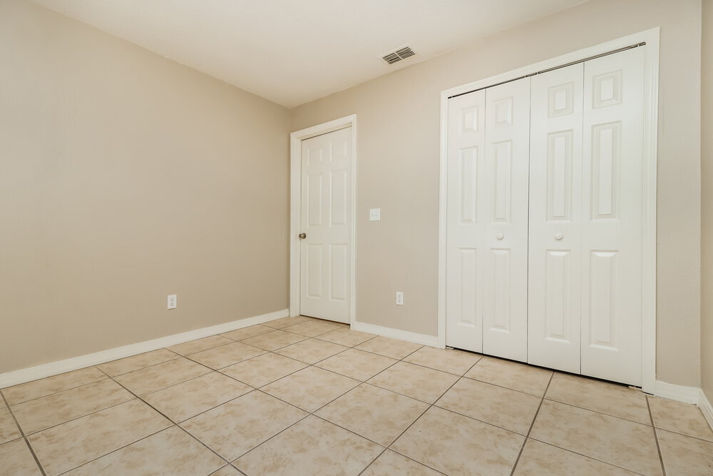 Building Photo - 2702 Woodstream Cir