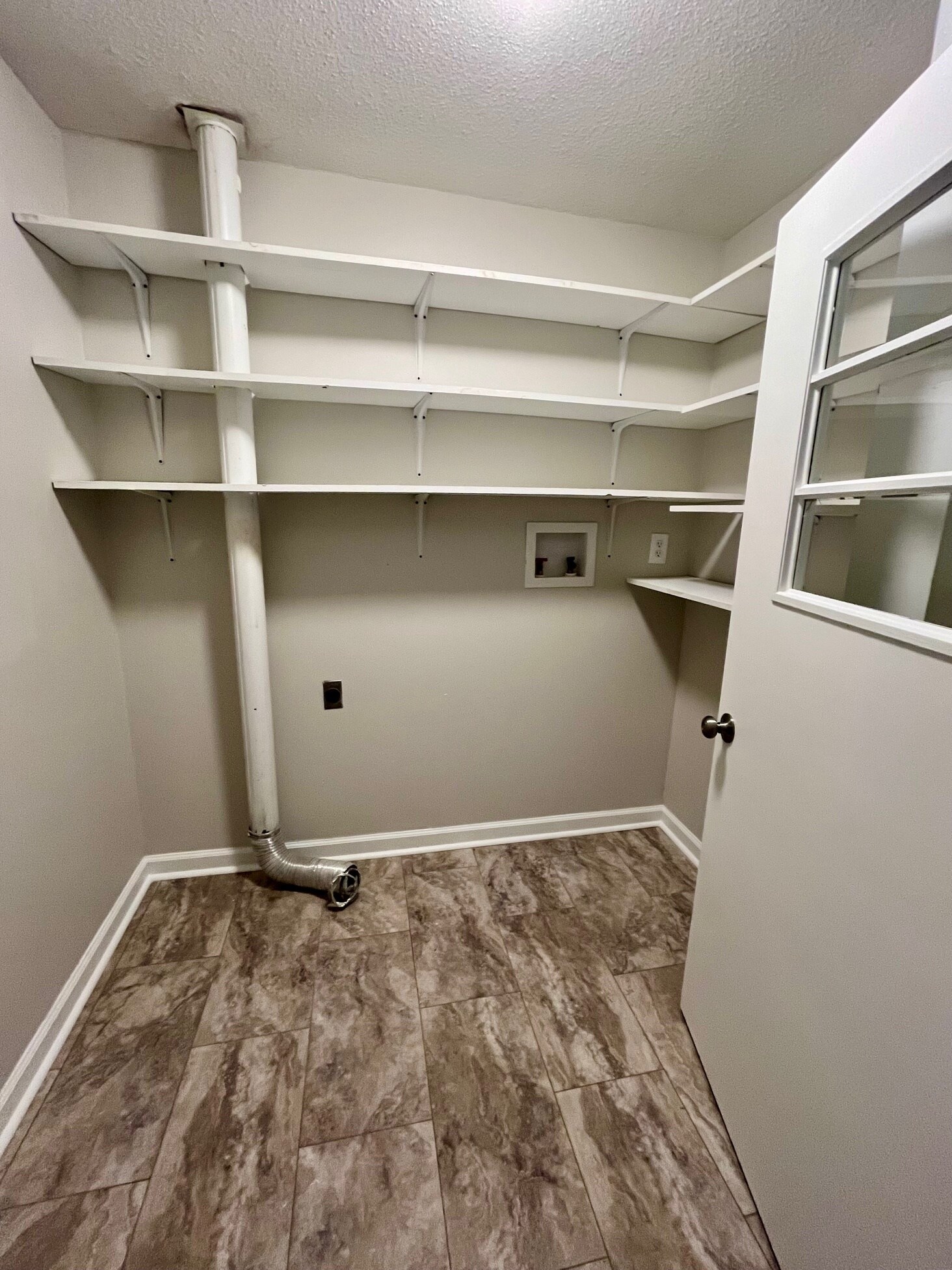 Laundry/Utility Room - 2707 Granbrook Dr
