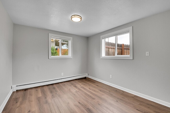 Building Photo - 4332 W 72nd Ave