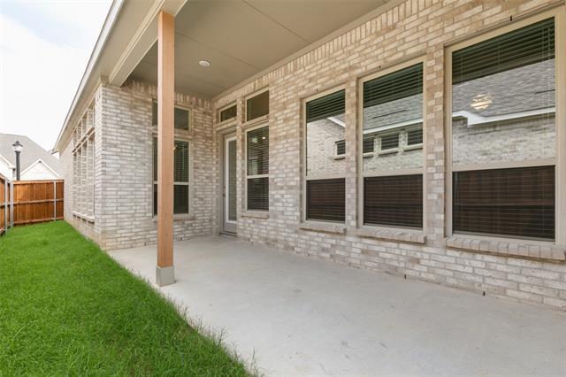 Building Photo - 609 Artesian Dr