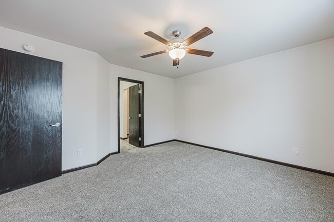 Building Photo - 7394 21st St S