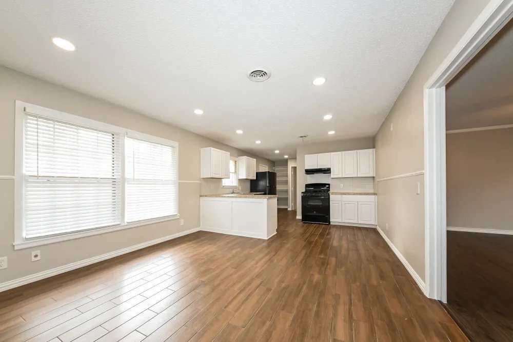 Building Photo - 1226 McDonald Dr