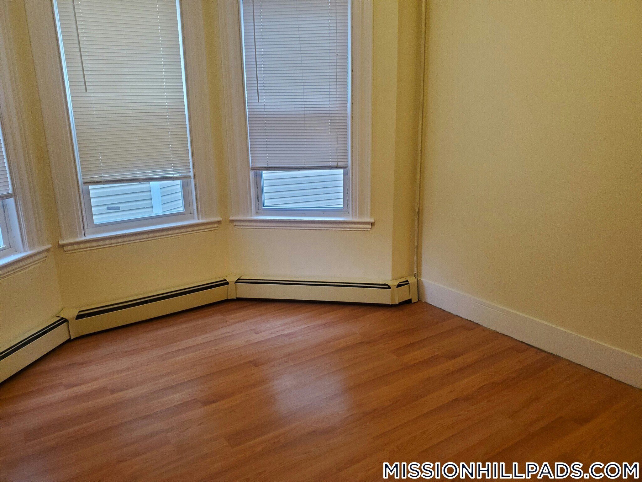 Building Photo - 103 Calumet St