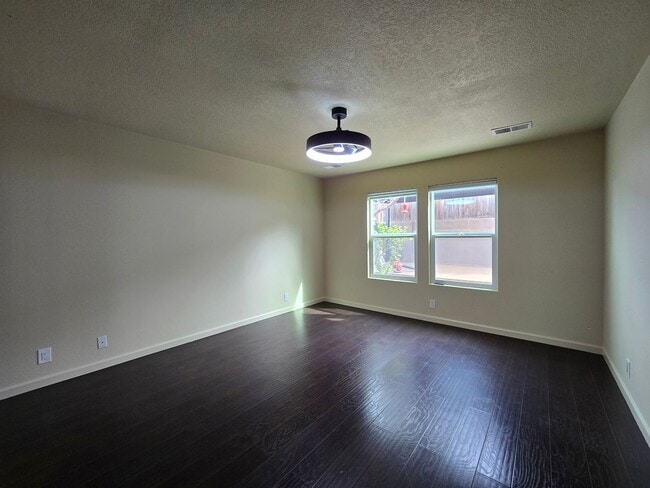 Building Photo - 7250 Via Verde