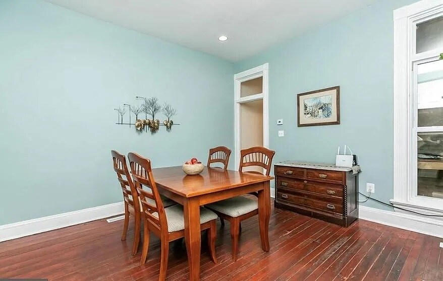 Primary Photo - 1708 Guilford Ave