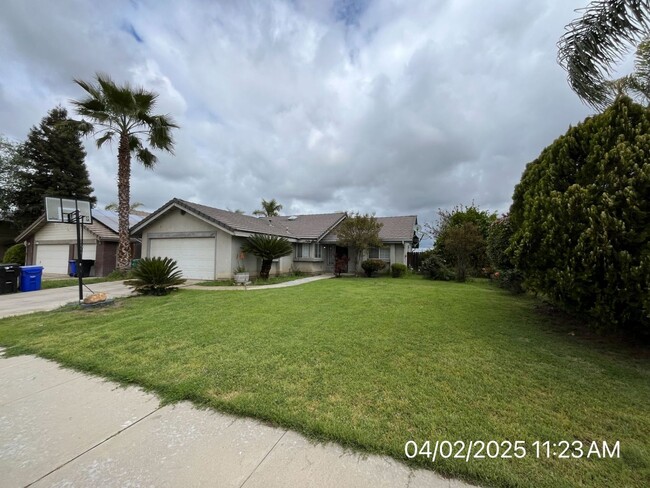 Primary Photo - Gorgeous 3 Bedroom Home Coming Soon!!!