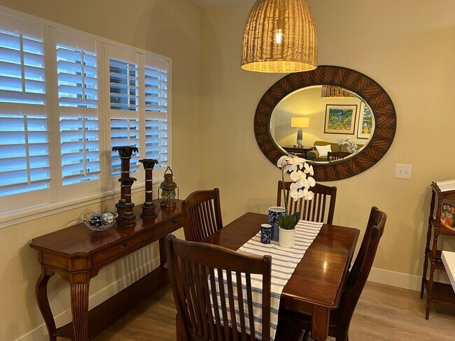 Building Photo - Remodeled and Fully Furnished, ground floo...
