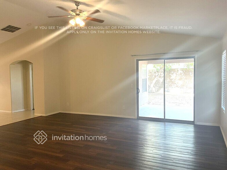 Building Photo - 460 W Gascon Rd