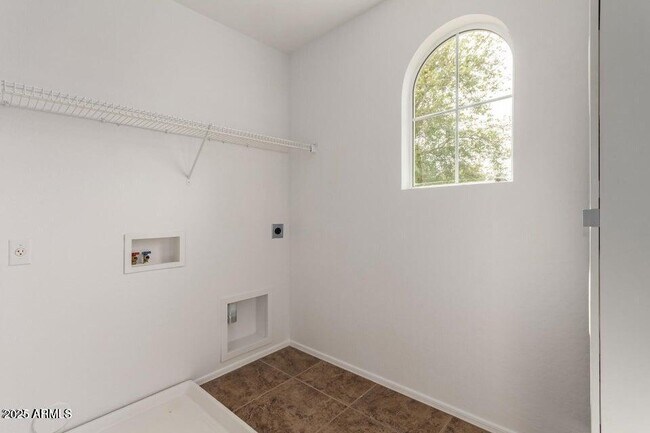 Building Photo - 17507 N Costa Brava Ave